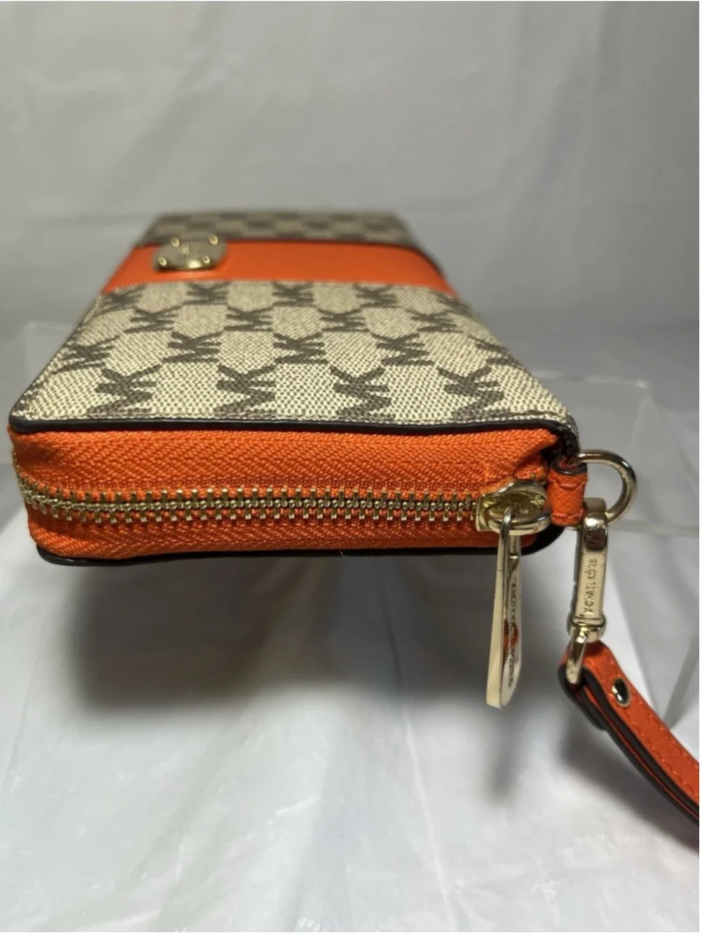 Michael Kors Center Stripe Travel Continental Wallet/Wristlet in Natural/Orange